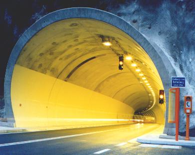 Sdportal des Simplon-Tunnels.  Photo-Service CFF